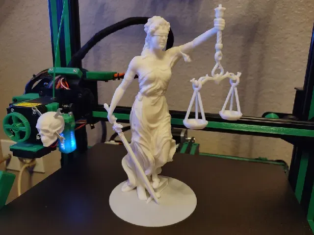 Lady Justice Remix for Easy FDM printing — Image 3 of 3
