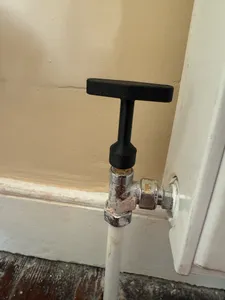 UK Radiator Lock Shield Valve key 3.7*7mm