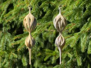 Swoop 1 Christmas Finial 2024