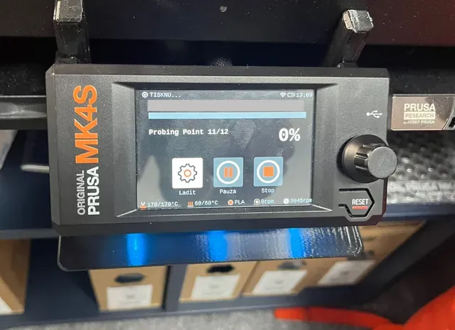 MK4S Enclosure xLCD Adapter for Improved Light Bar Visibility — Фото 3 из 4