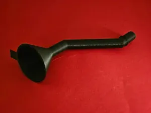 Funnel for hard-to-reach filling spouts e.g. cars