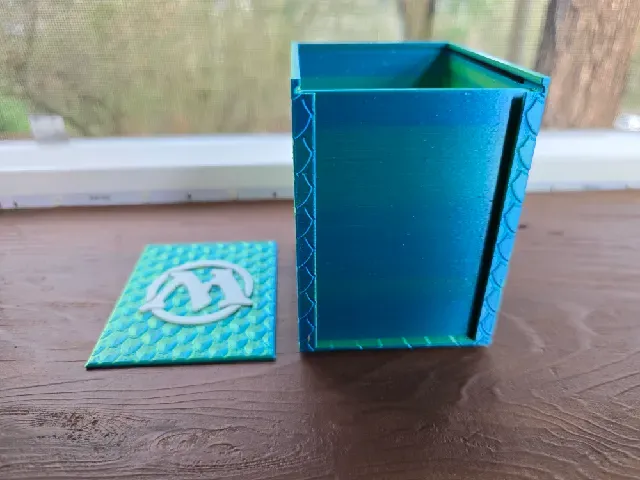 MtG - Commander Deck Box (Compact/Stackable) - Holds 100 Standard Cards — Image 6 of 18