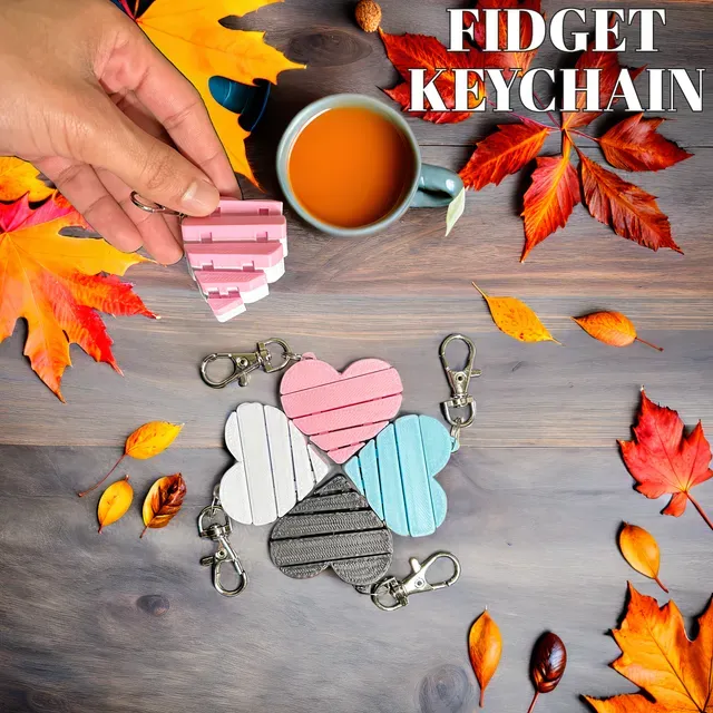 Heart Fidget Keychain - Stress Relief Accessory with Mix & Match Colors — Фото 2 из 5