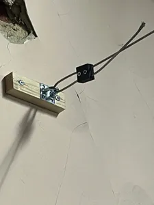 Metal cable clamp 5mm