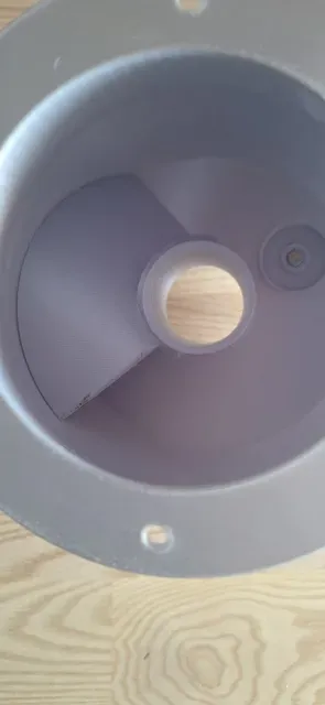 Cyclone separator for vacuum cleaner with anty implosion valve — Image 8 of 13
