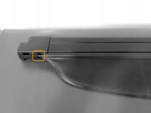 Opel/Vauxhall Signum Cargo Cover Pin Replacement (2003–2008)