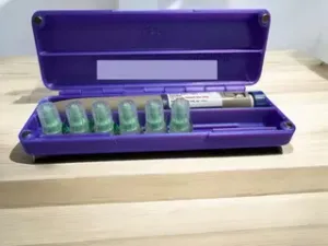 Insulin Pen & Needle Holder