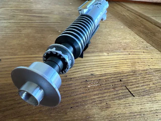 Luke Skywalker's V2 ROTJ Lightsaber — Фото 6 из 17