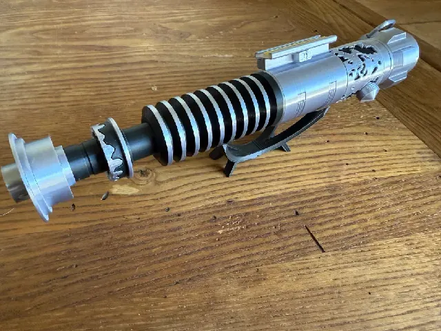 Luke Skywalker's V2 ROTJ Lightsaber — Фото 8 из 17