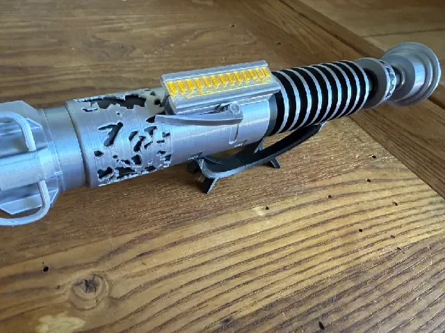 Luke Skywalker's V2 ROTJ Lightsaber — Фото 7 из 17