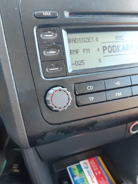 VW Touran I/Golf V - Radio Knob — Image 2 of 2