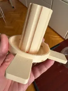 Bottle stand to drain beans flask