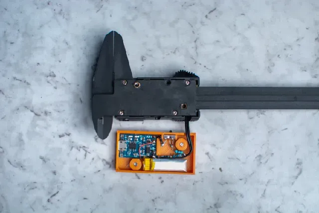 Digital caliper battery mod — Фото 5 из 6