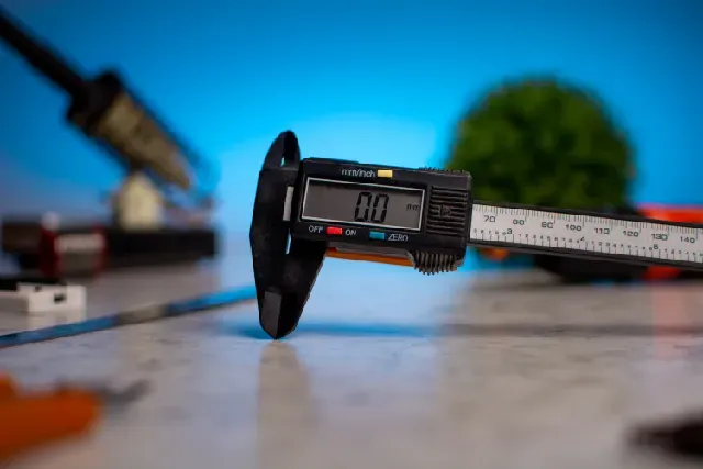 Digital caliper battery mod — Фото 3 из 6