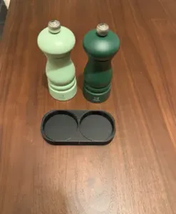 Salt and pepper mills Tray
