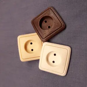 Socket button