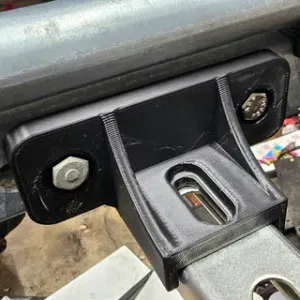 Unistrut 90deg connectors