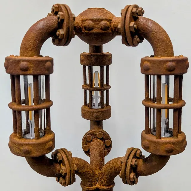 The LÄÄMP - Steampunk Table Lamp — Фото 4 из 6