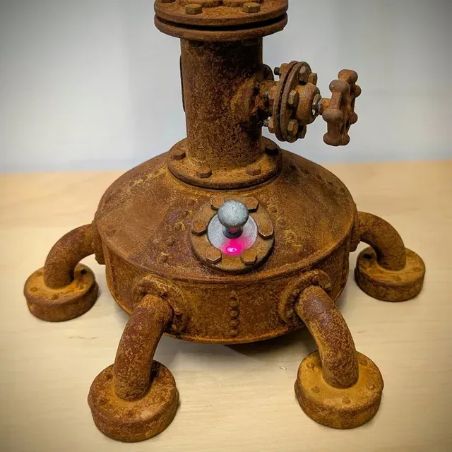 The LÄÄMP - Steampunk Table Lamp — Фото 5 из 6