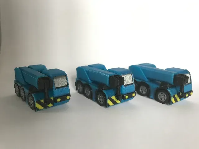Miniature toy crane truck - print-in-place - also for MMU — Фото 2 из 11