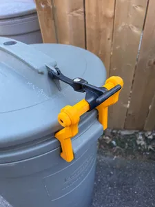 Rubbermaid Garbage Can Handle