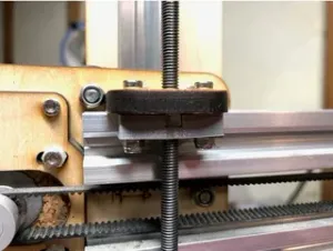 Makerfarm Prusa i3v Captive Z nut fix