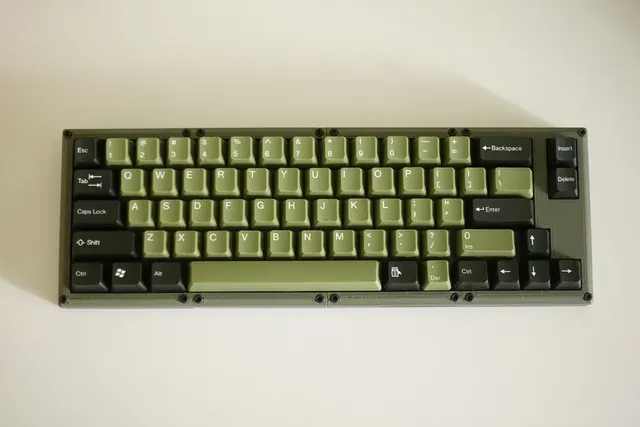 Clueboard / FC660m 66% Mechanical Keyboard v2 — Фото 4 из 29