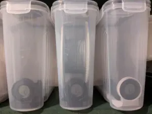 Dry box for cereal container with round hygrometer