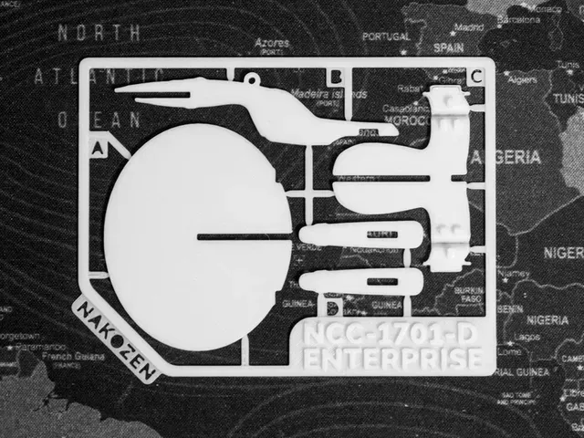 NCC-1701-D Enterprise Kit Card — Фото 2 из 9