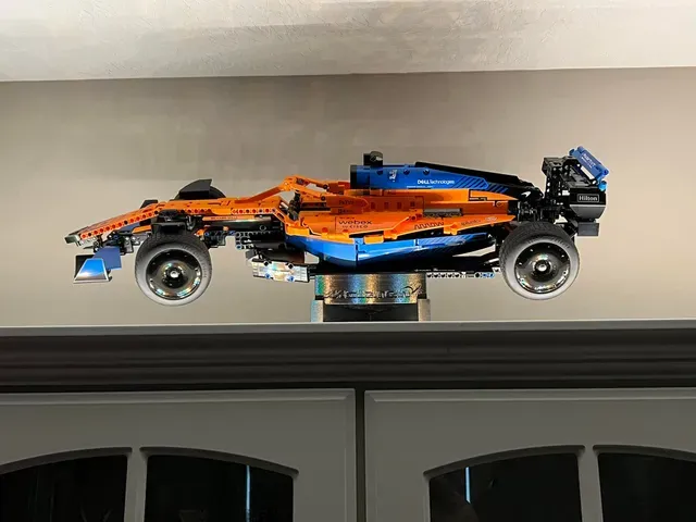 Realistic Wheel Disc with nut for Lego McLaren F1 42141 or Mercedes 42171 — Фото 5 из 6