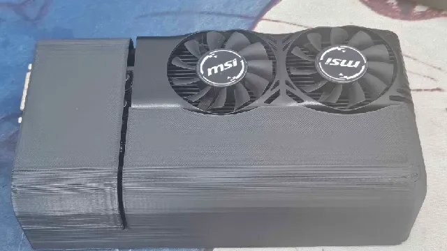 eGPU case for the MSI GTX 1050 paired with the TH3P4 Lite — Image 3 of 5