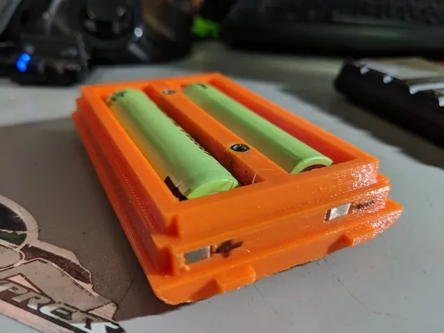FT-60E/R 18650 battery pack with internal BMS