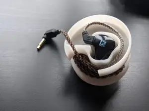 Holder for KBEAR KS2 IEM's