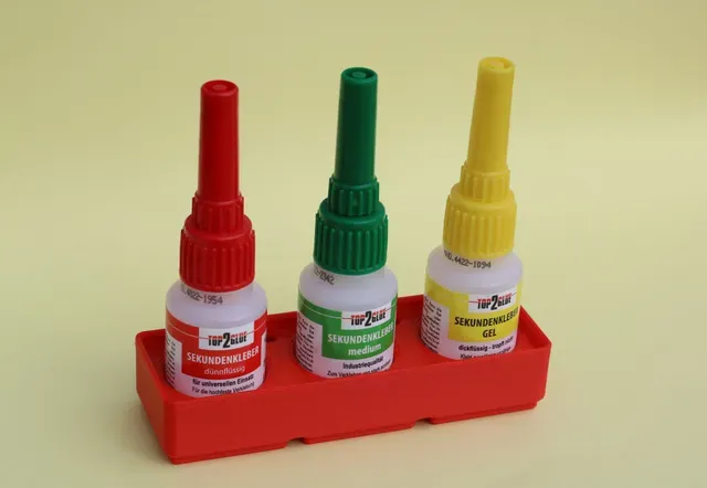 Gridfinity box for superglue bottles