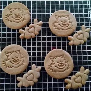 Hobbes Heart Hands Cookie Cutter
