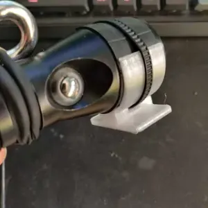 Support for diving light (Razor helmet mount)