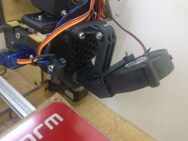 MakerFarm 8" Prusa i3v Print Duct Cooling Fan System — Фото 2 из 6
