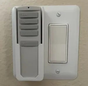 Harbor Breeze - Ceiling Fan - Wall Remote Holder TR258B