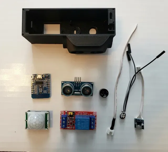 ESPHome Garage Door Sensor / Opener — Фото 2 из 4