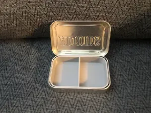 Altoids 2 compartments widthwise