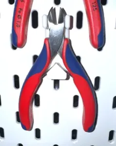 Holder for Knipex 77 02 115 Side Cutter