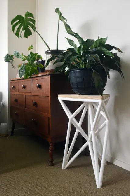 ST1 | Side Table