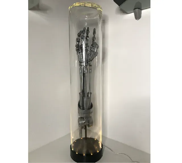 DIY Life-Size Terminator Arm Lamp — Фото 32 из 32