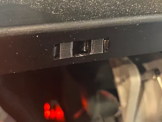 NCASE M1 and Lian Li PC-Q33 side panel clips (may fit other lian li cases) — Image 3 of 3