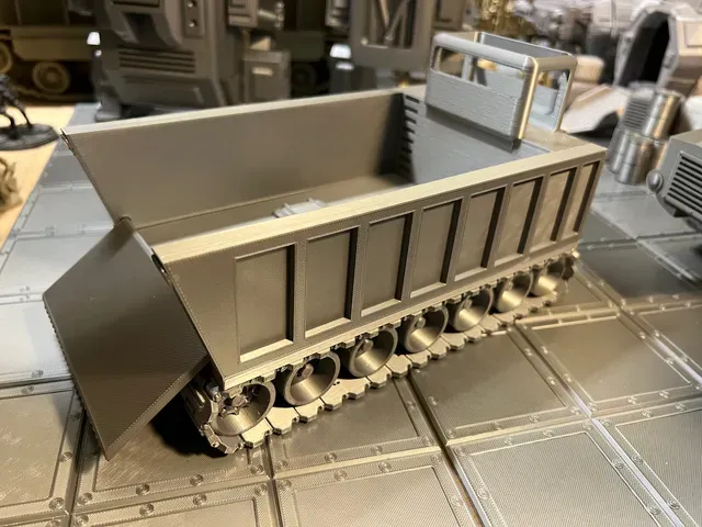 Stolen and looted APC from The White Desert — Фото 15 из 40