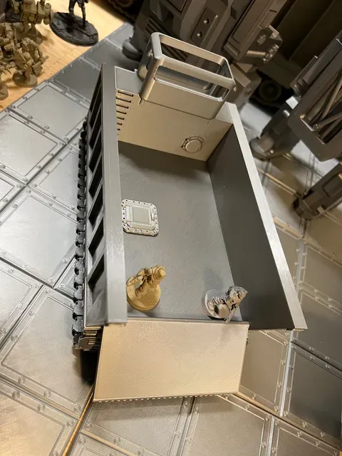 Stolen and looted APC from The White Desert — Фото 18 из 40