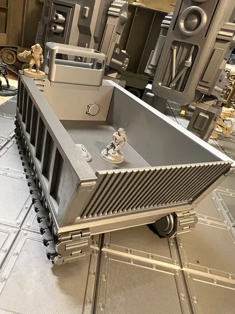 Stolen and looted APC from The White Desert — Фото 12 из 40