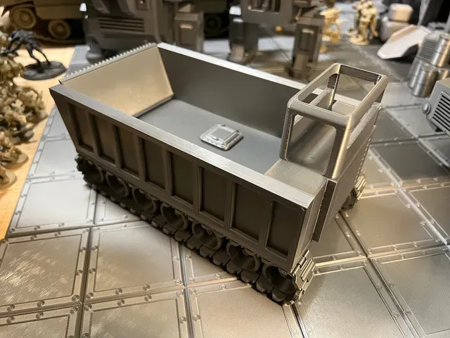Stolen and looted APC from The White Desert — Фото 13 из 40