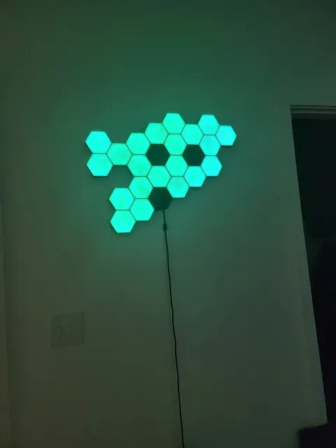 Customizable Hex Wall Lamp — Image 14 of 22