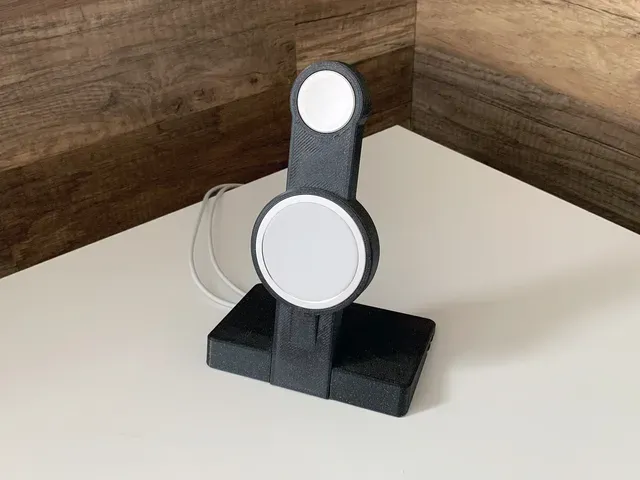 iPhone and Apple Watch Charging Stand — Фото 9 из 10
